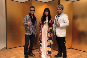 成田ビューホテルにて、忘年会でのステージ。