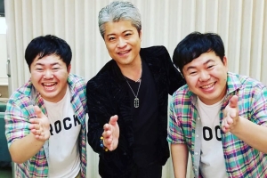 見分けつかない奇跡の双子!