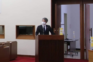 Democracy × technology = demoteck