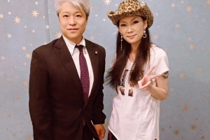 団体・企業様のパーティーへお招きいただきました。